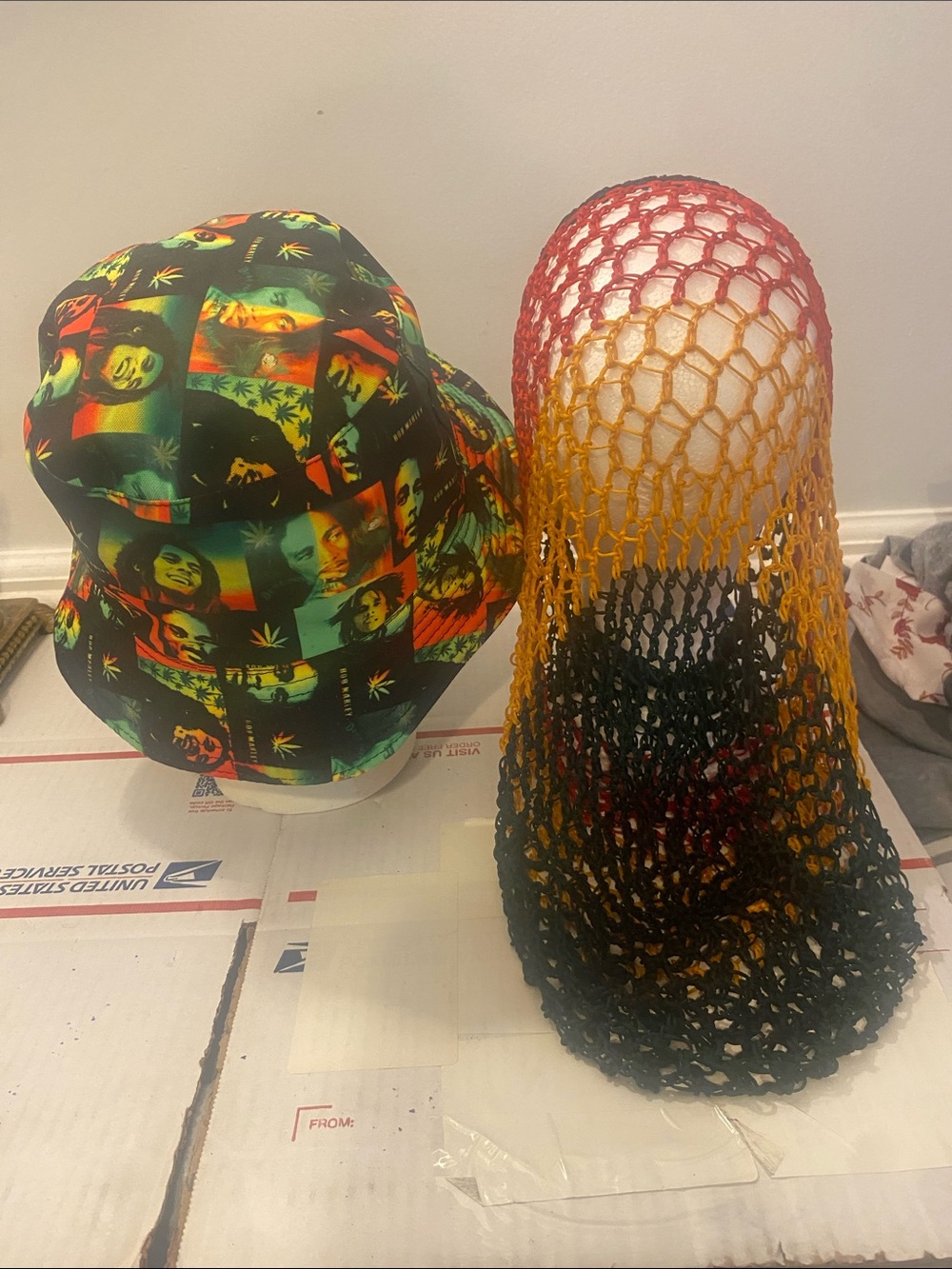 Bob Marley hat and net one size fits most good condition - Picture 2 of 2
